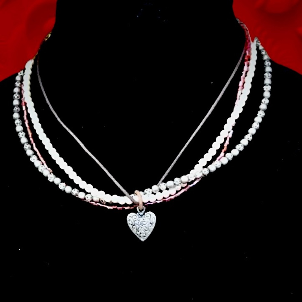 EUC! FOUR STRAND PENDENT NECKLACE